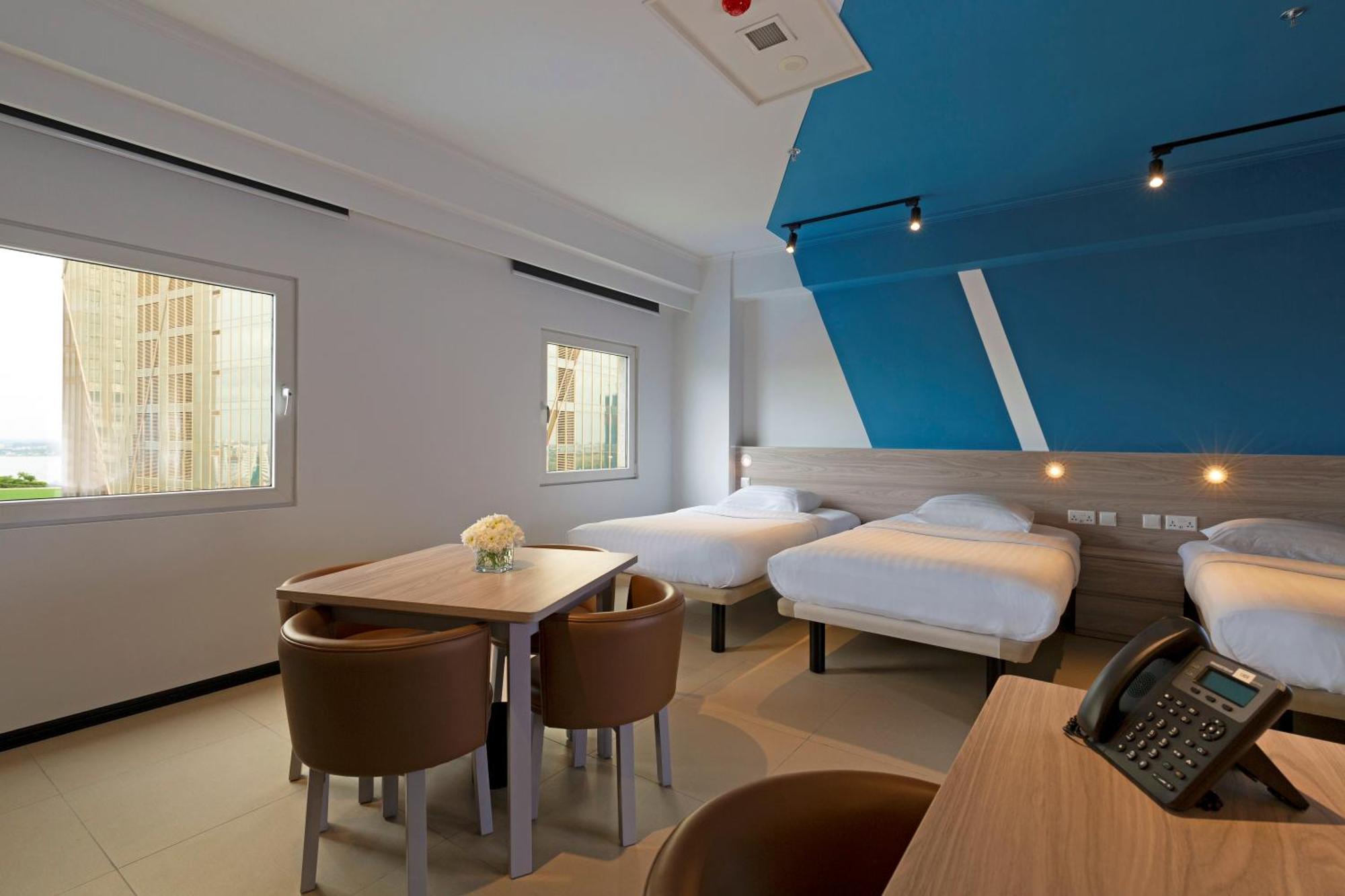 Ibis Budget Phnom Penh Riverside Exterior foto